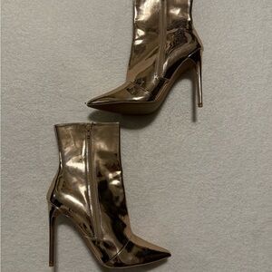 Steve Madden Wagner White Rose Gold Heeled Boots Women 10